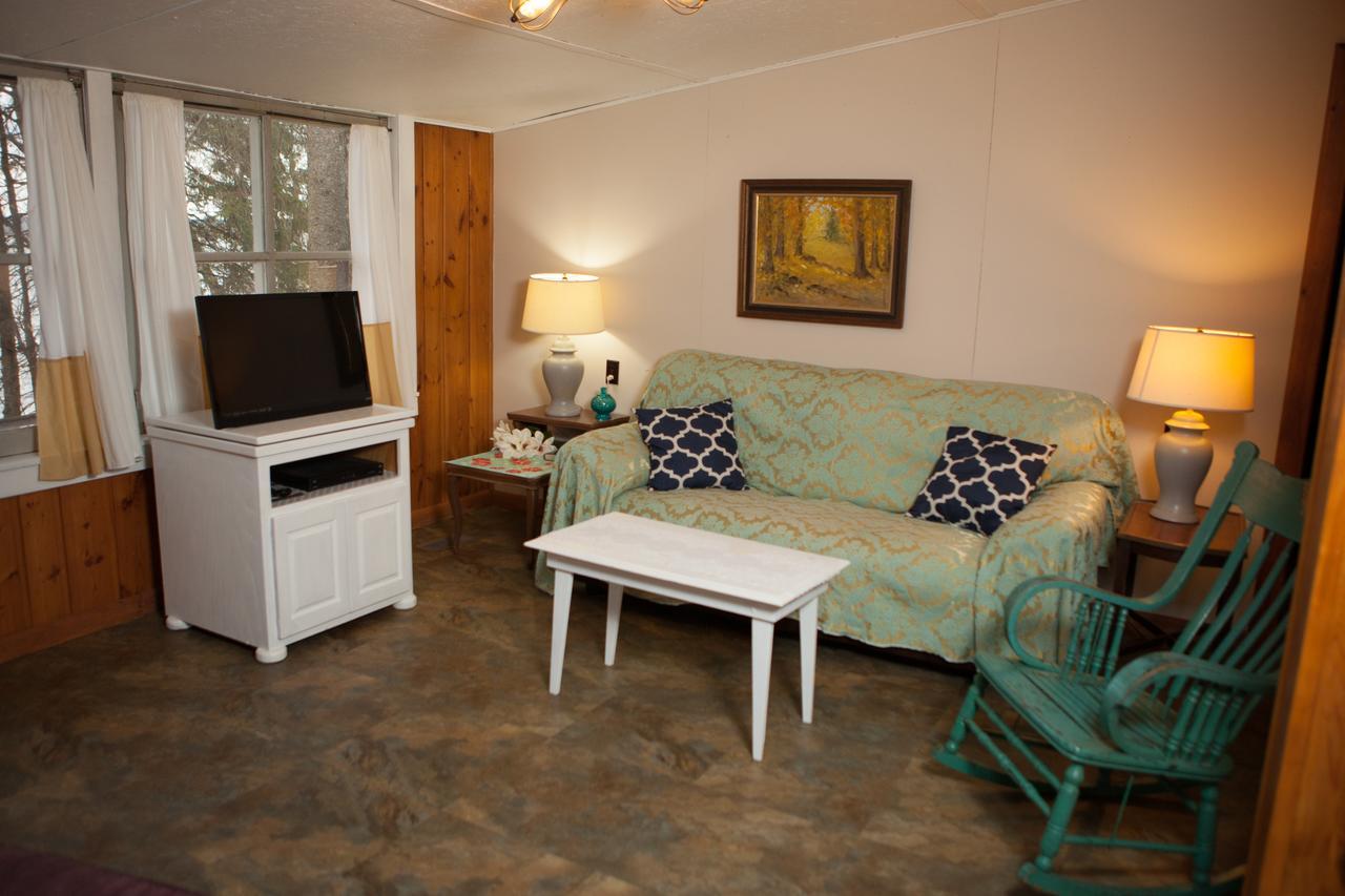 Mission Springs Resort Ashland Bagian luar foto