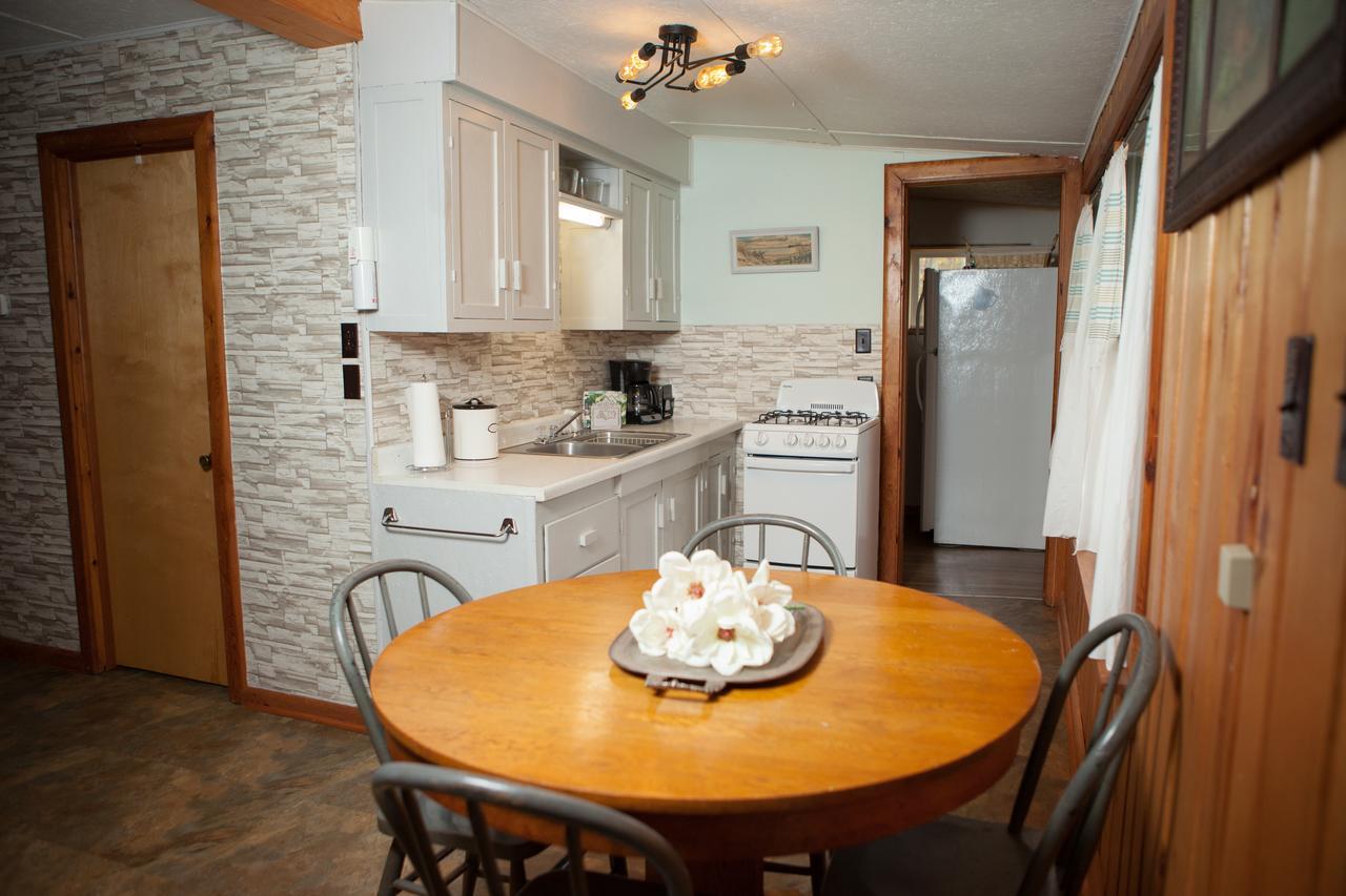 Mission Springs Resort Ashland Bagian luar foto
