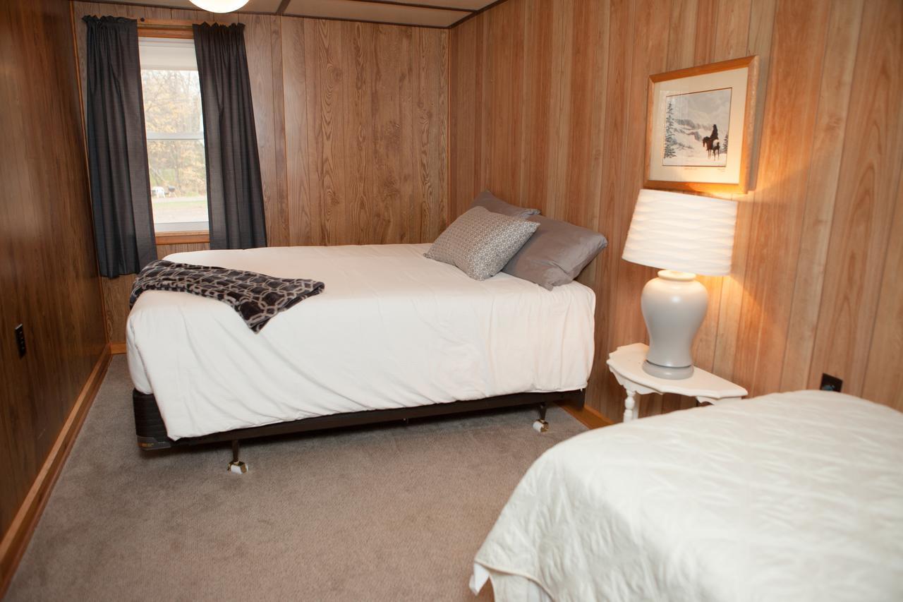 Mission Springs Resort Ashland Bagian luar foto