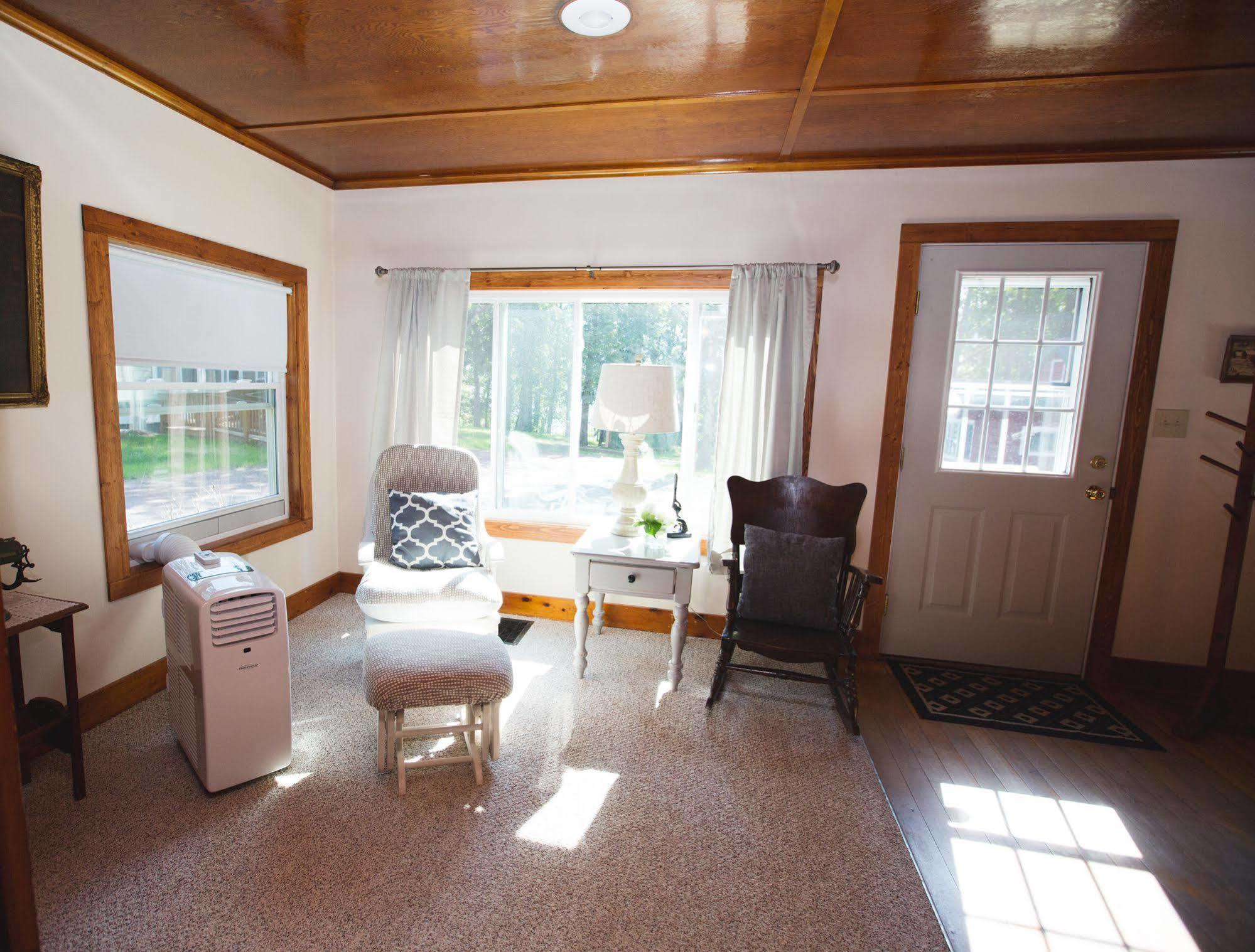 Mission Springs Resort Ashland Bagian luar foto