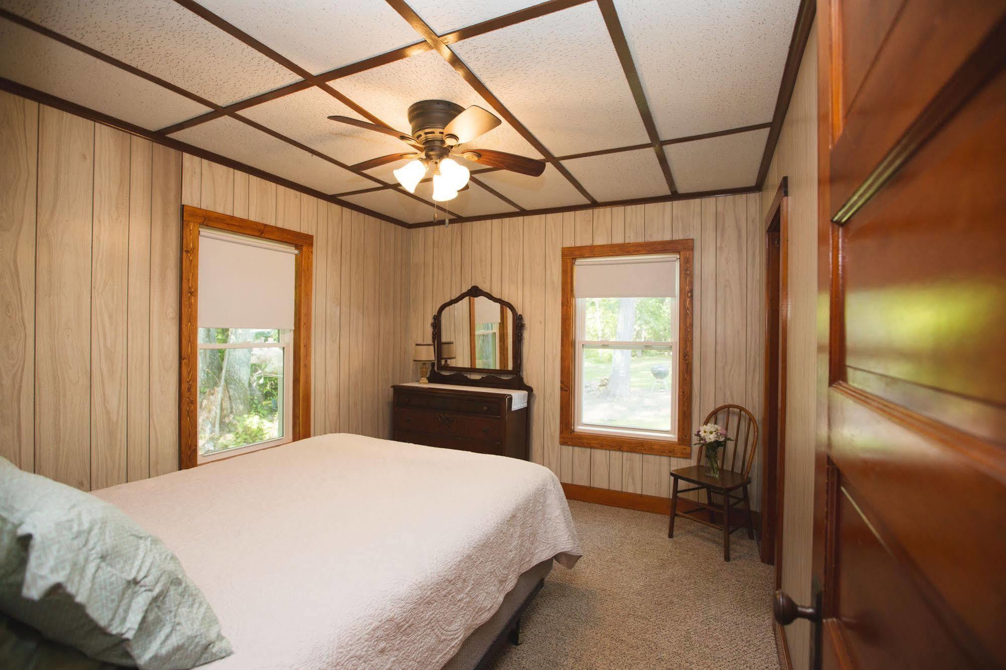 Mission Springs Resort Ashland Bagian luar foto